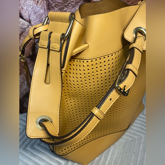 VINCE CAMUTO SHOULDER BAG - Picture 6 of 12